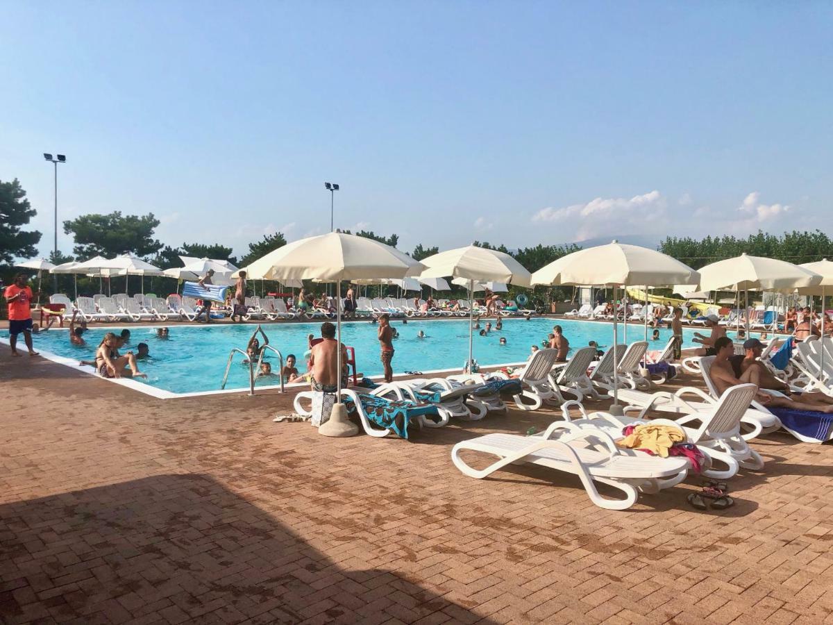 Apartment Rosa Bourbon Lazise